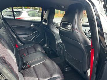 Mercedes-Benz GLA 2.1 GLA220 CDI AMG Line 7G-DCT 4MATIC Euro 6 (s/s) 5dr