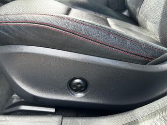 Mercedes-Benz GLA 2.1 GLA220 CDI AMG Line 7G-DCT 4MATIC Euro 6 (s/s) 5dr