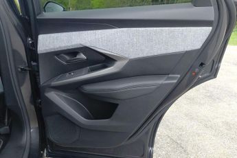 Peugeot E-3008 73kWh GT Auto 5dr