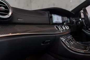 Mercedes-Benz E Class 3.0 E53h BiTurbo MHEV AMG Night Edition (Premium Plus) SpdS TCT 