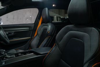 Volvo V90 Cross Country 2.0 T5 Volvo Ocean Race Auto AWD Euro 6 (s/s) 5dr