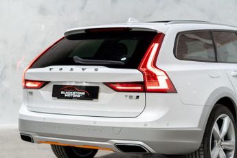 Volvo V90 Cross Country 2.0 T5 Volvo Ocean Race Auto AWD Euro 6 (s/s) 5dr