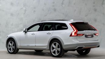 Volvo V90 Cross Country 2.0 T5 Volvo Ocean Race Auto AWD Euro 6 (s/s) 5dr
