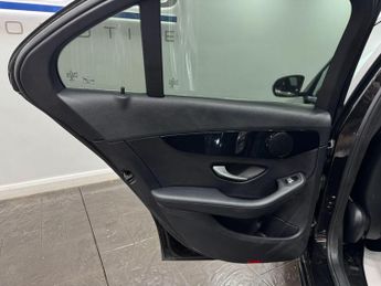 Mercedes-Benz C Class 2.1 C220d SE Saloon 4dr Diesel G-Tronic+ Euro 6 (s/s) (170 ps)