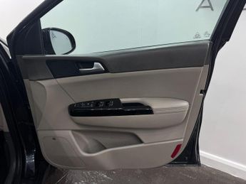 Kia Sportage 2.0 CRDi First Edition Auto AWD Euro 6 5dr