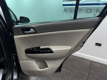 Kia Sportage 2.0 CRDi First Edition Auto AWD Euro 6 5dr