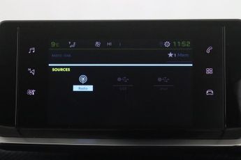 Peugeot E-2008 50kWh Active Premium + Auto 5dr (7kW Charger)