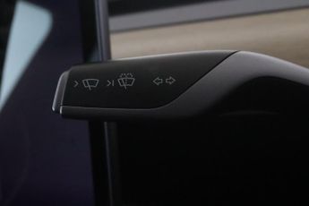 Tesla Model Y Auto RWD 5dr