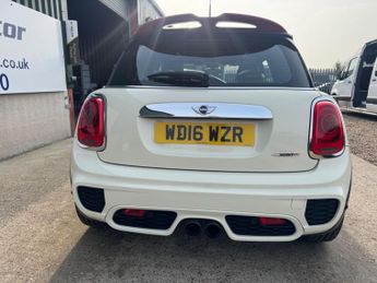 MINI Hatch 2.0 John Cooper Works Auto Euro 6 (s/s) 3dr