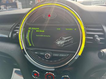 MINI Hatch 2.0 John Cooper Works Auto Euro 6 (s/s) 3dr