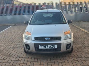 Ford Fusion 1.6 Zetec Climate 5dr