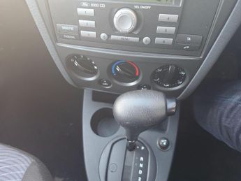 Ford Fusion 1.6 Zetec Climate 5dr