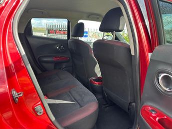 Nissan Juke 1.6 Acenta Premium Euro 5 (s/s) 5dr