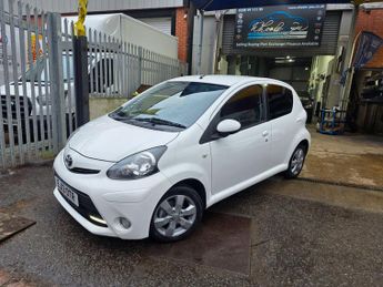 Toyota AYGO 1.0 VVT-i Fire Euro 5 5dr