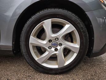 Volvo V40 Cross Country 1.6 D2 Lux Powershift Euro 5 (s/s) 5dr