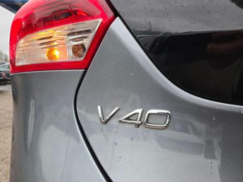 Volvo V40 Cross Country 1.6 D2 Lux Powershift Euro 5 (s/s) 5dr
