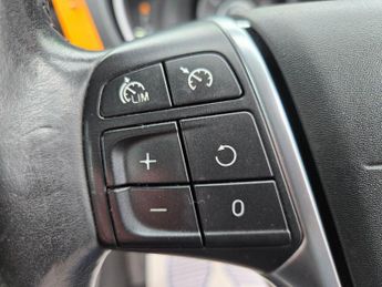 Volvo V40 Cross Country 1.6 D2 Lux Powershift Euro 5 (s/s) 5dr