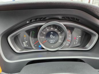 Volvo V40 Cross Country 1.6 D2 Lux Powershift Euro 5 (s/s) 5dr