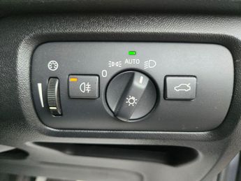 Volvo V40 Cross Country 1.6 D2 Lux Powershift Euro 5 (s/s) 5dr