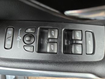 Volvo V40 Cross Country 1.6 D2 Lux Powershift Euro 5 (s/s) 5dr