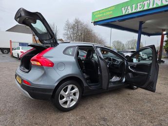 Volvo V40 Cross Country 1.6 D2 Lux Powershift Euro 5 (s/s) 5dr