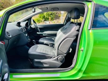 Vauxhall Corsa 1.4 16V SE Auto Euro 5 3dr