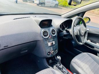 Vauxhall Corsa 1.4 16V SE Auto Euro 5 3dr