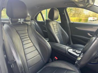 Mercedes-Benz E Class 2.0 E220d SE G-Tronic+ 4MATIC Euro 6 (s/s) 4dr