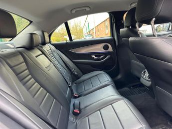 Mercedes-Benz E Class 2.0 E220d SE G-Tronic+ 4MATIC Euro 6 (s/s) 4dr