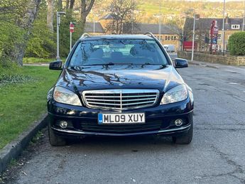 Mercedes-Benz C Class 2.1 C220 CDI BlueEfficiency Elegance Auto Euro 5 5dr
