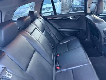 Mercedes-Benz C Class 2.1 C220 CDI BlueEfficiency Executive SE G-Tronic+ Euro 5 (s/s) 