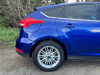 Ford Focus 1.0T EcoBoost Zetec Edition Euro 6 (s/s) 5dr