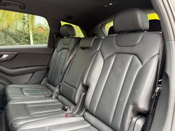 Audi Q7 3.0 TFSI V6 55 Black Edition SUV 5dr Petrol Tiptronic quattro Eu