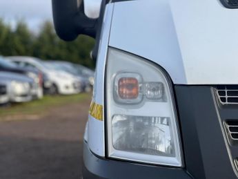 Ford Transit 2.2 TDCi 280 FWD L1 H1 5dr