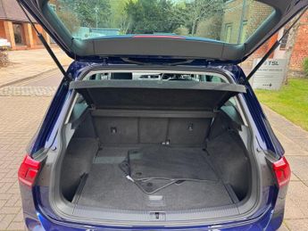 Volkswagen Tiguan 2.0 TDI BlueMotion Tech SE Navigation DSG Euro 6 (s/s) 5dr