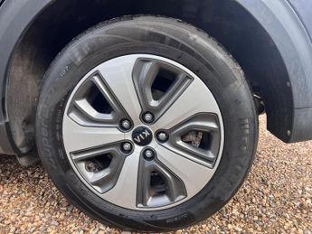 Kia Niro 1.6h GDi 2 DCT Euro 6 (s/s) 5dr