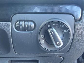 Volkswagen Golf 2.0 TDI SE DSG Euro 5 5dr