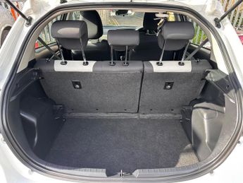 Toyota Yaris 1.5 VVT-h Icon Tech E-CVT Euro 6 (s/s) 5dr