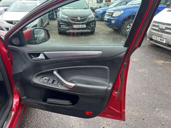 Ford Mondeo 2.0 TDCi Titanium X Powershift Euro 5 5dr