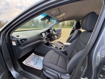Hyundai IONIQ 1.6 h-GDi Premium Hatchback 5dr Petrol Hybrid DCT Euro 6 (s/s) (