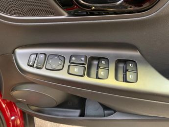 Hyundai KONA 1.6 h-GDi Premium SE DCT Euro 6 (s/s) 5dr