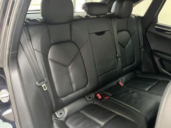 Porsche Macan 2.0T PDK 4WD Euro 6 (s/s) 5dr
