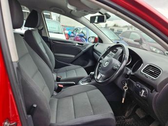 Volkswagen Golf 1.6 TDI Match DSG Euro 5 5dr