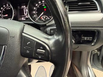 Skoda Superb 2.0 TDI Elegance DSG Euro 5 5dr