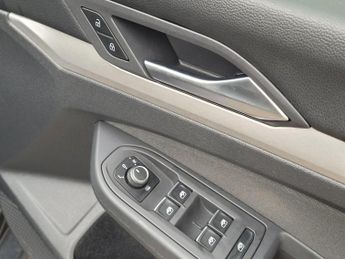 Volkswagen Golf 1.0 eTSI MHEV Life DSG Euro 6 (s/s) 5dr