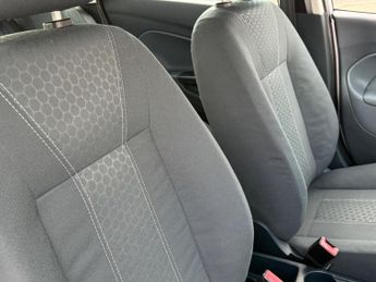 Ford Fiesta 1.4 Zetec 5dr