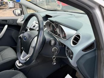 Ford Fiesta 1.4 Zetec 5dr