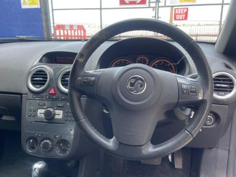 Vauxhall Corsa 1.4 16V SE Auto Euro 5 3dr