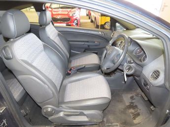 Vauxhall Corsa 1.4 16V SE Auto Euro 5 3dr