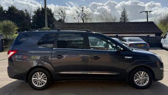 SsangYong Turismo 2.0 e-XDi ES T-Tronic Euro 5 5dr